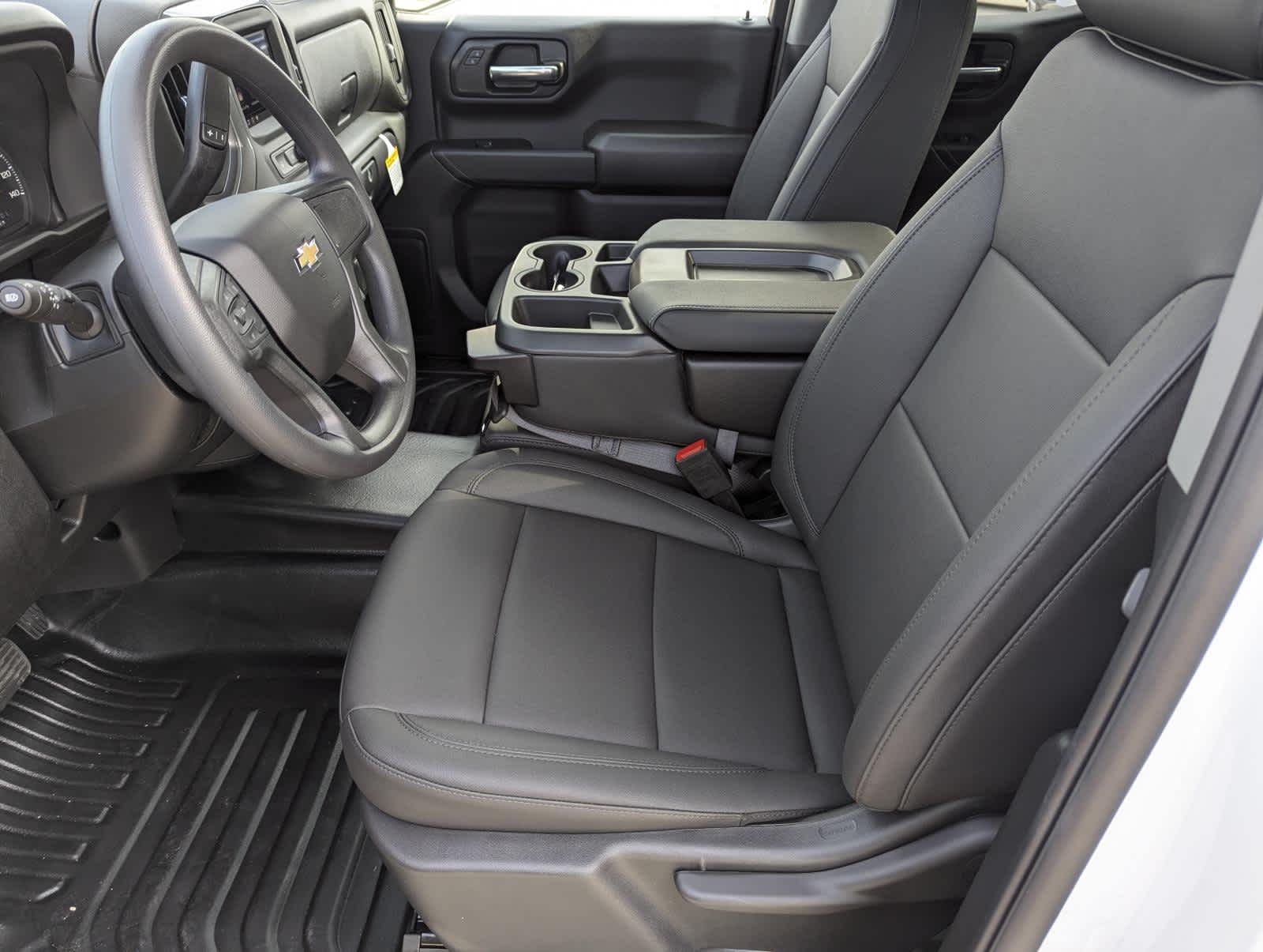 2025 Chevrolet Silverado 1500 photo 9