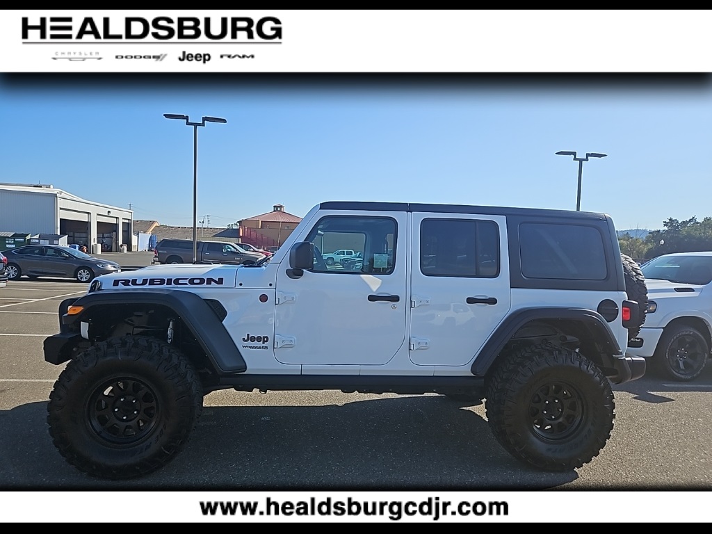 2022 Jeep Wrangler Unlimited Rubicon photo 2