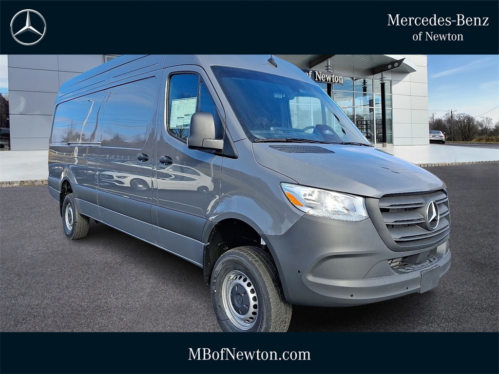2025 Mercedes-Benz Sprinter Cargo Van Base's photo