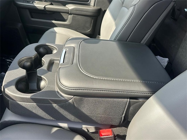 2026 Ram 2500 Tradesman photo 14