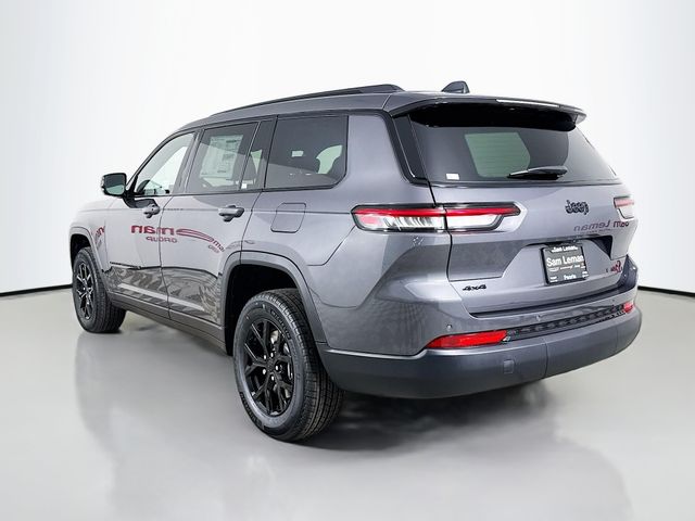 2025 Jeep Grand Cherokee Altitude photo 2