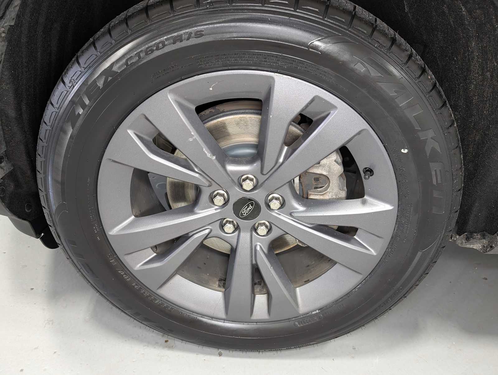 2022 Ford Explorer XLT photo 2