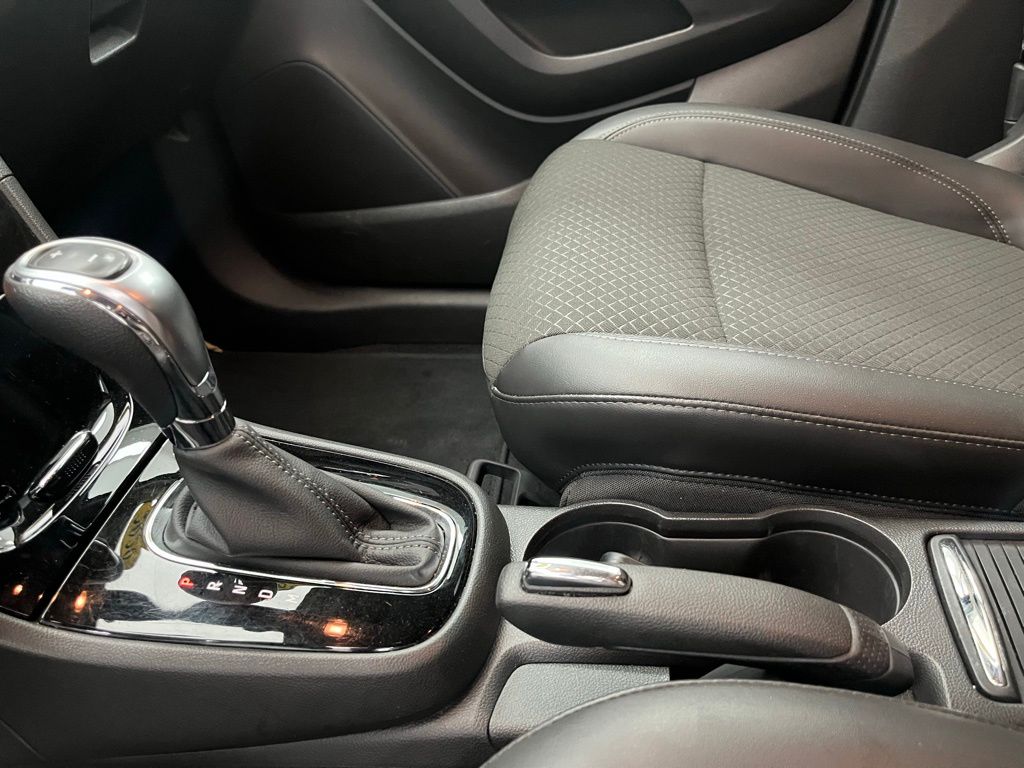 2020 Buick Encore Preferred photo 21