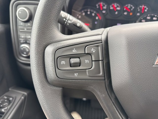 2025 Chevrolet Silverado 2500HD Custom photo 26