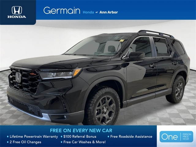 2025 Honda Pilot TrailSport's photo