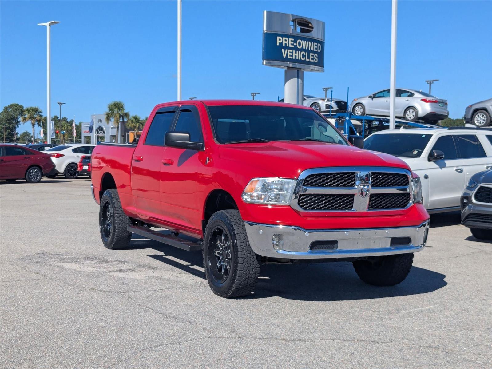 2019 Ram 1500 Classic Big Horn photo 3