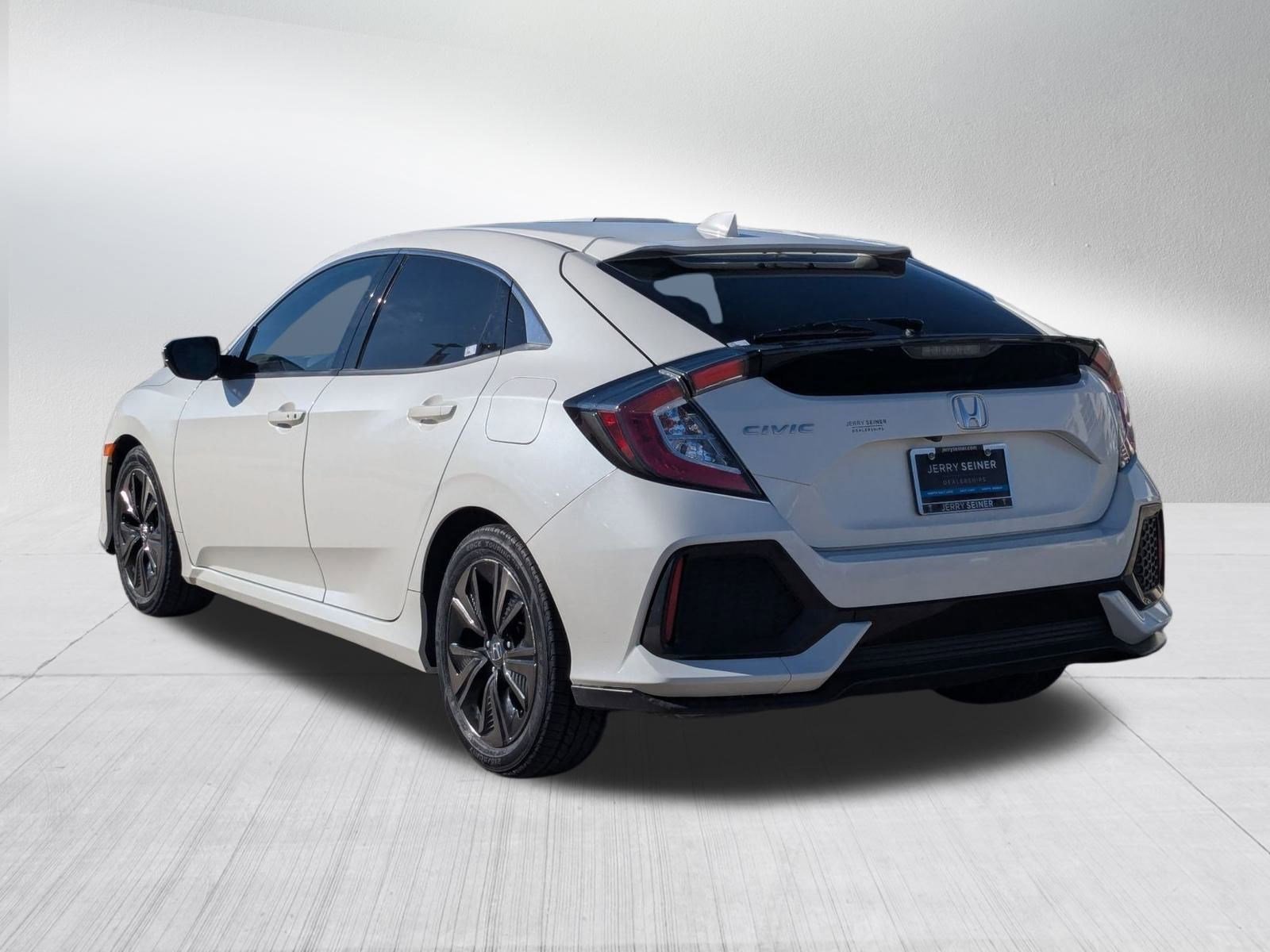 2019 Honda Civic Hatchback EX-L photo 3