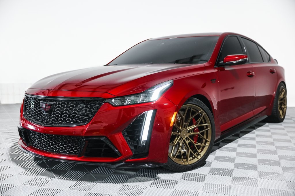2023 Cadillac CT5 V photo 8