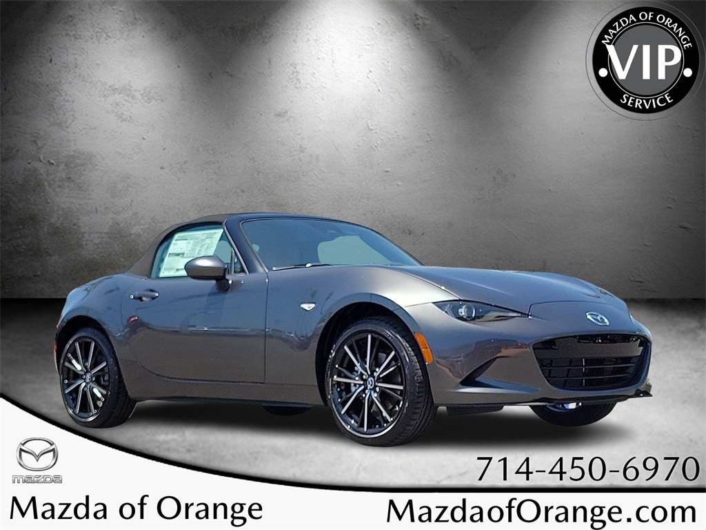 2025 Mazda MX-5 Miata Miata Grand Touring photo 2