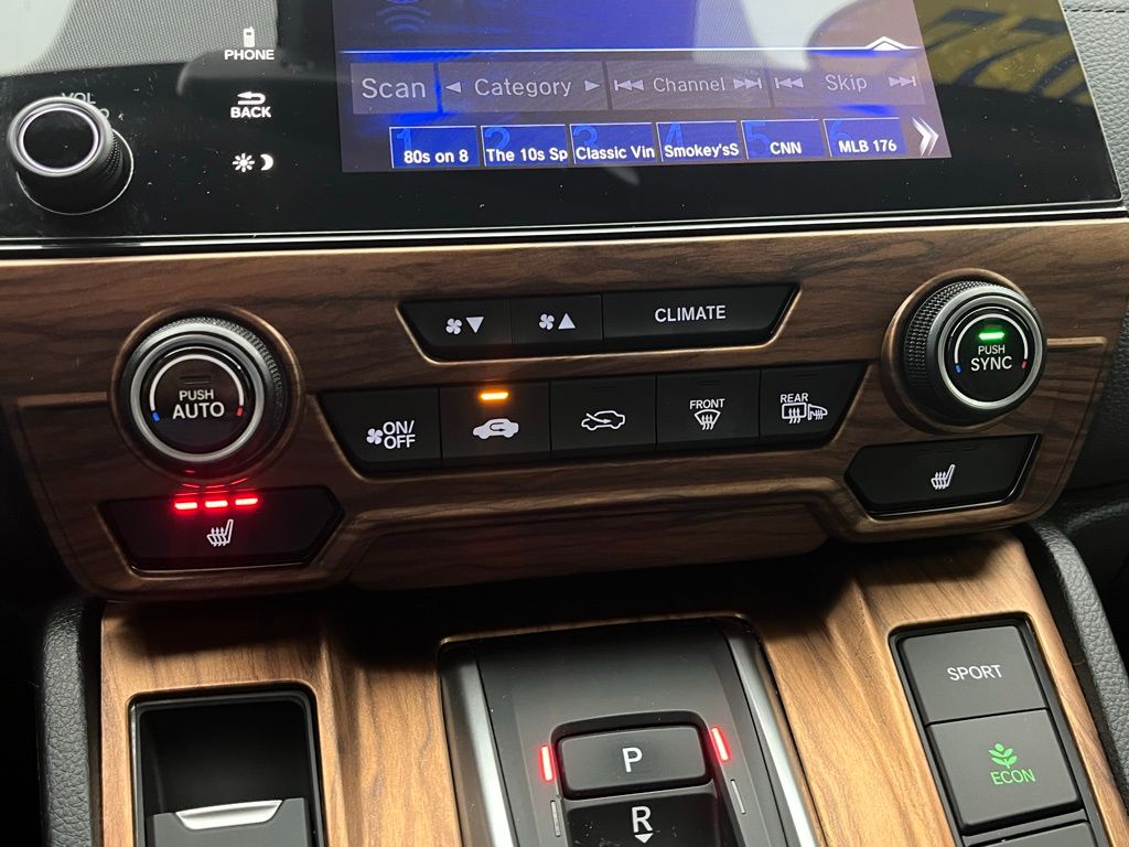 2022 Honda CR-V Hybrid Touring photo 38