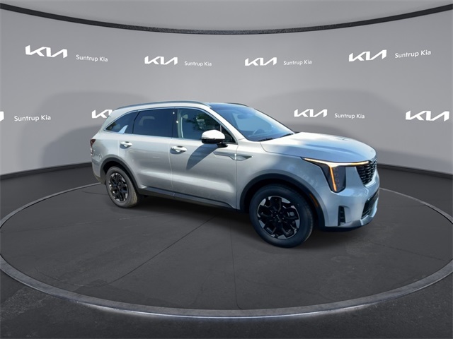 2026 Kia Sorento S photo 2