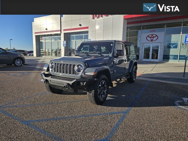 2024 Jeep Wrangler 4-Door Sahara's photo