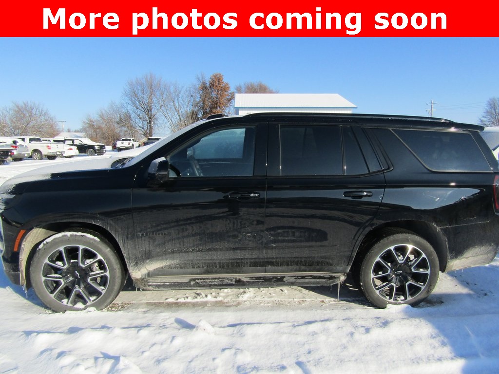 2025 Chevrolet Tahoe RST photo 2