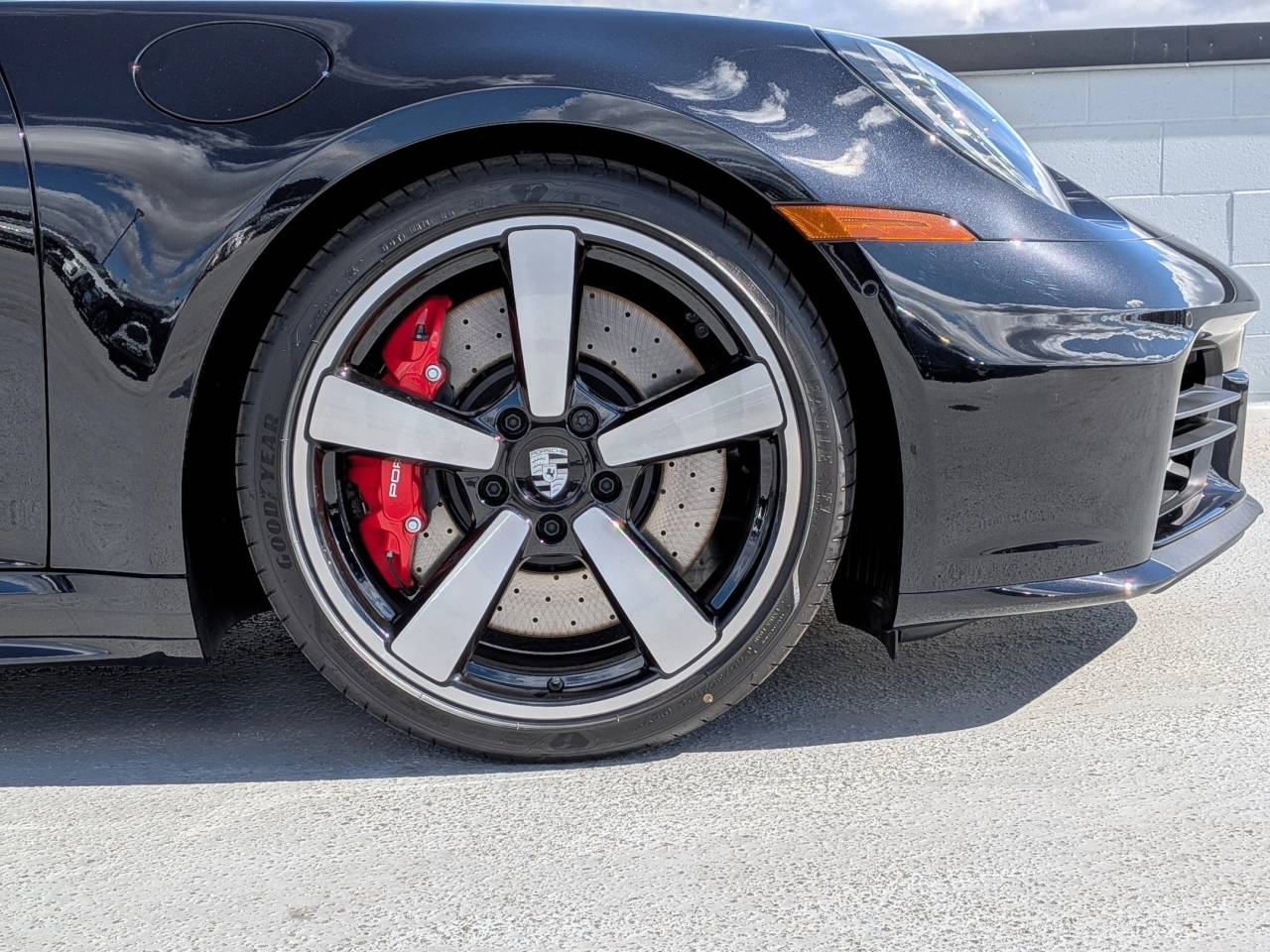 2026 Porsche 911 S photo 11
