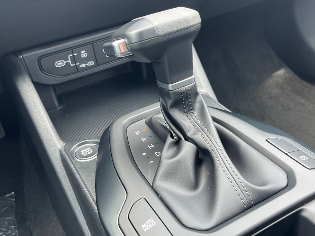 2025 Kia K4 LXS photo 25