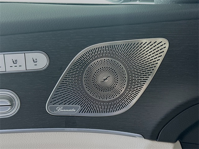 2026 Mercedes Benz GLS 450 4MATIC photo 17