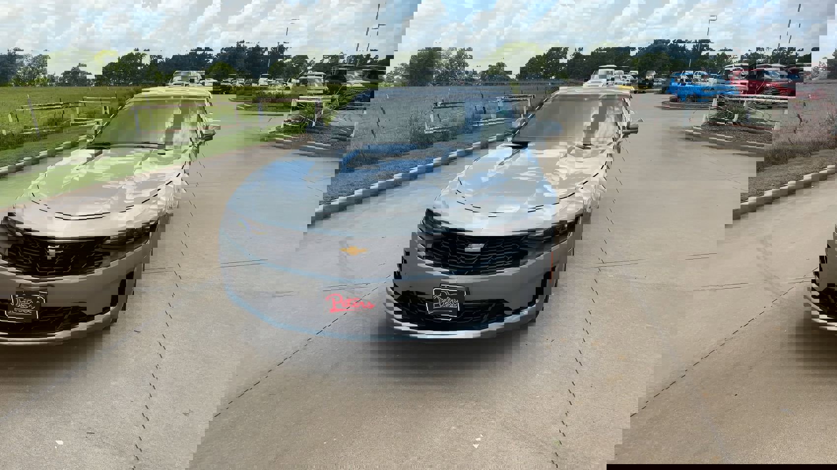 2023 Chevrolet Camaro 1LT photo 3
