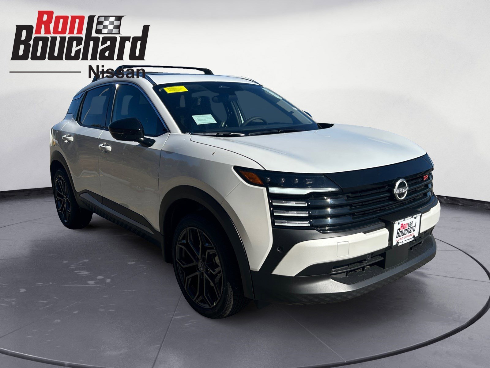 2026 Nissan KICKS SR AWD's photo