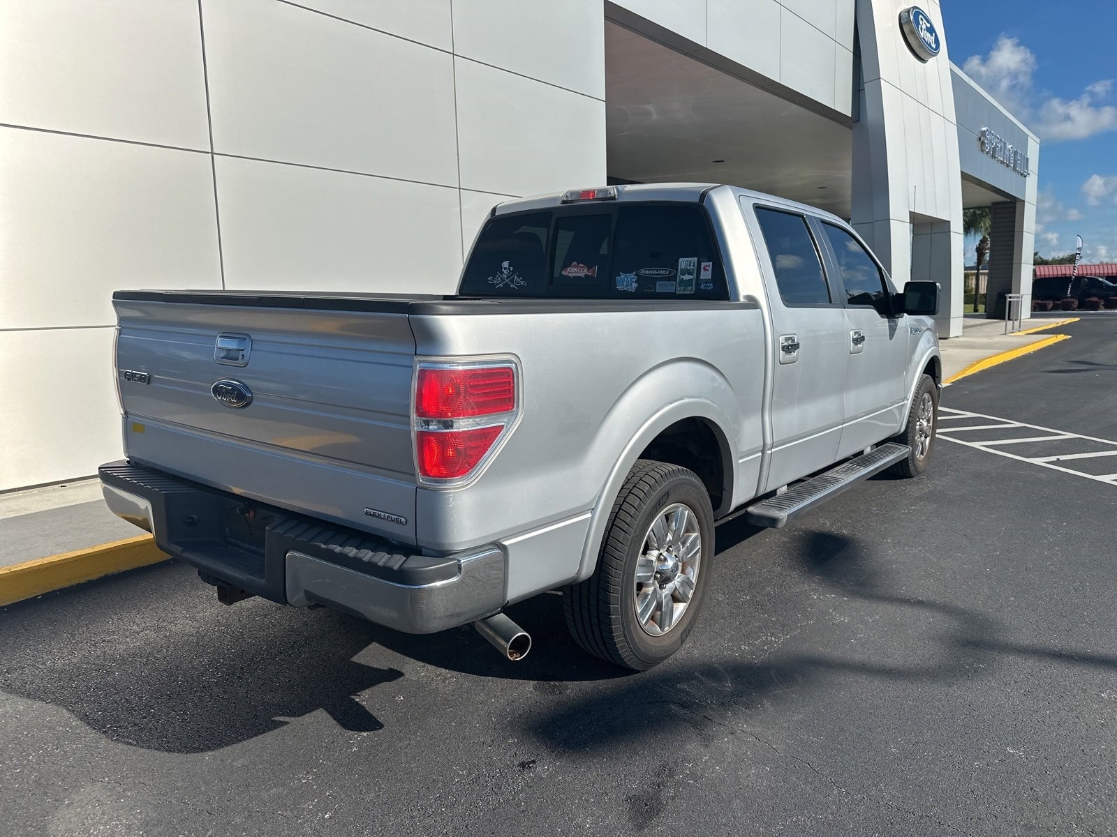 2011 Ford F-150 Lariat photo 4