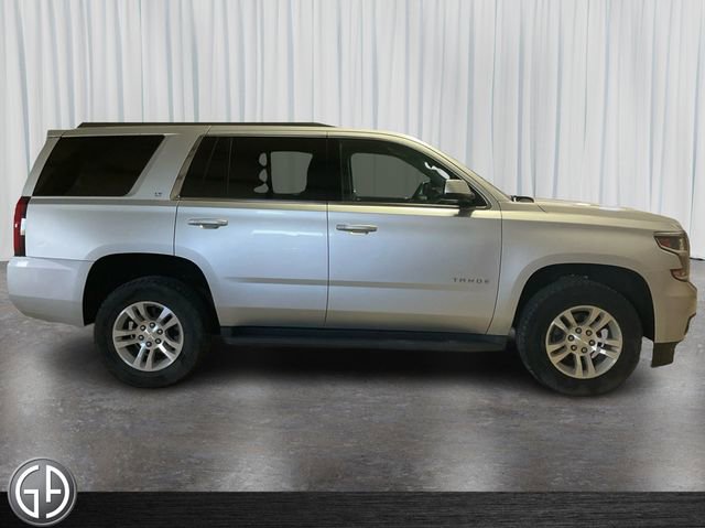 2017 Chevrolet Tahoe LT photo 4