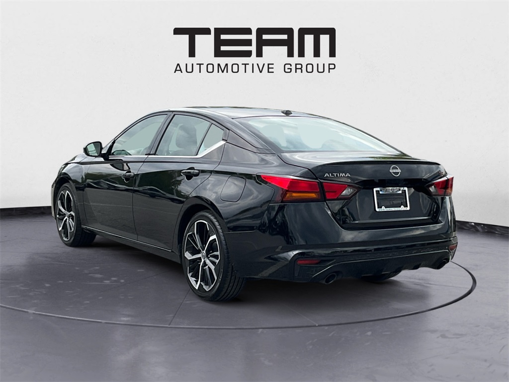 2023 Nissan Altima 2.5 SR photo 5