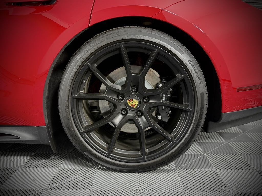 2024 Porsche Taycan Sport Turismo GTS photo 16