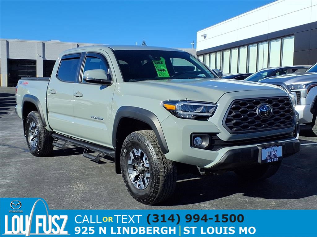 2023 Toyota Tacoma TRD Off Road's photo
