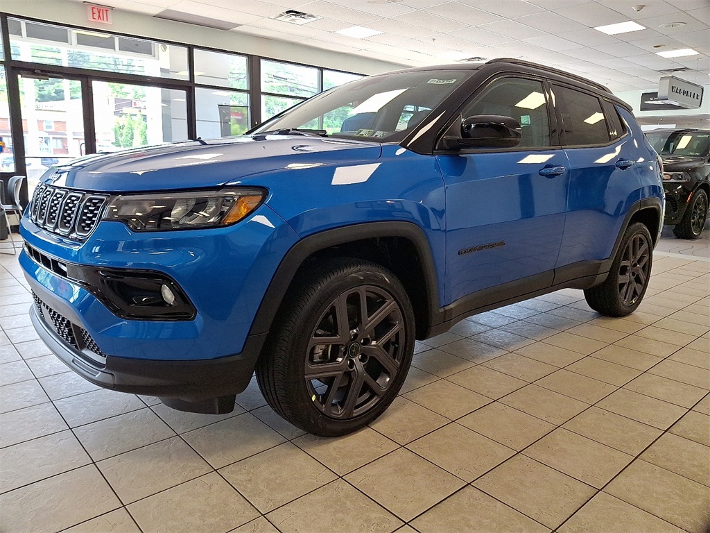 2025 Jeep Compass Limited photo 3