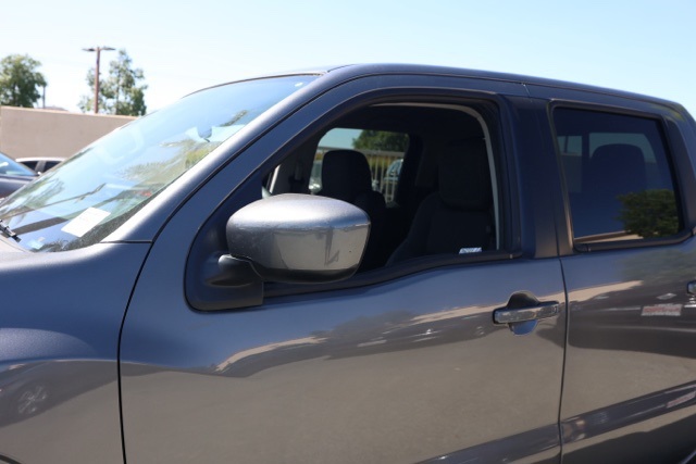 2026 Nissan Frontier Crew Cab SV photo 12