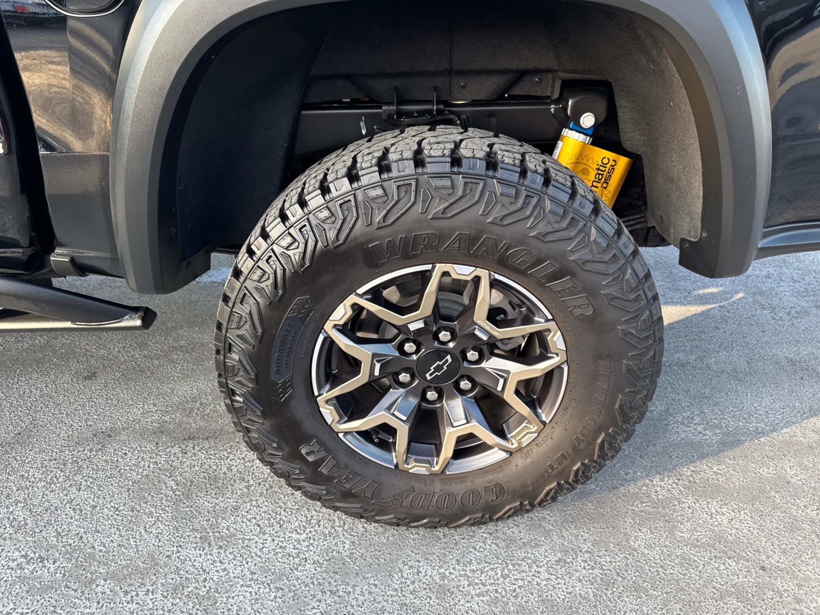 2024 Chevrolet Colorado ZR2 photo 8