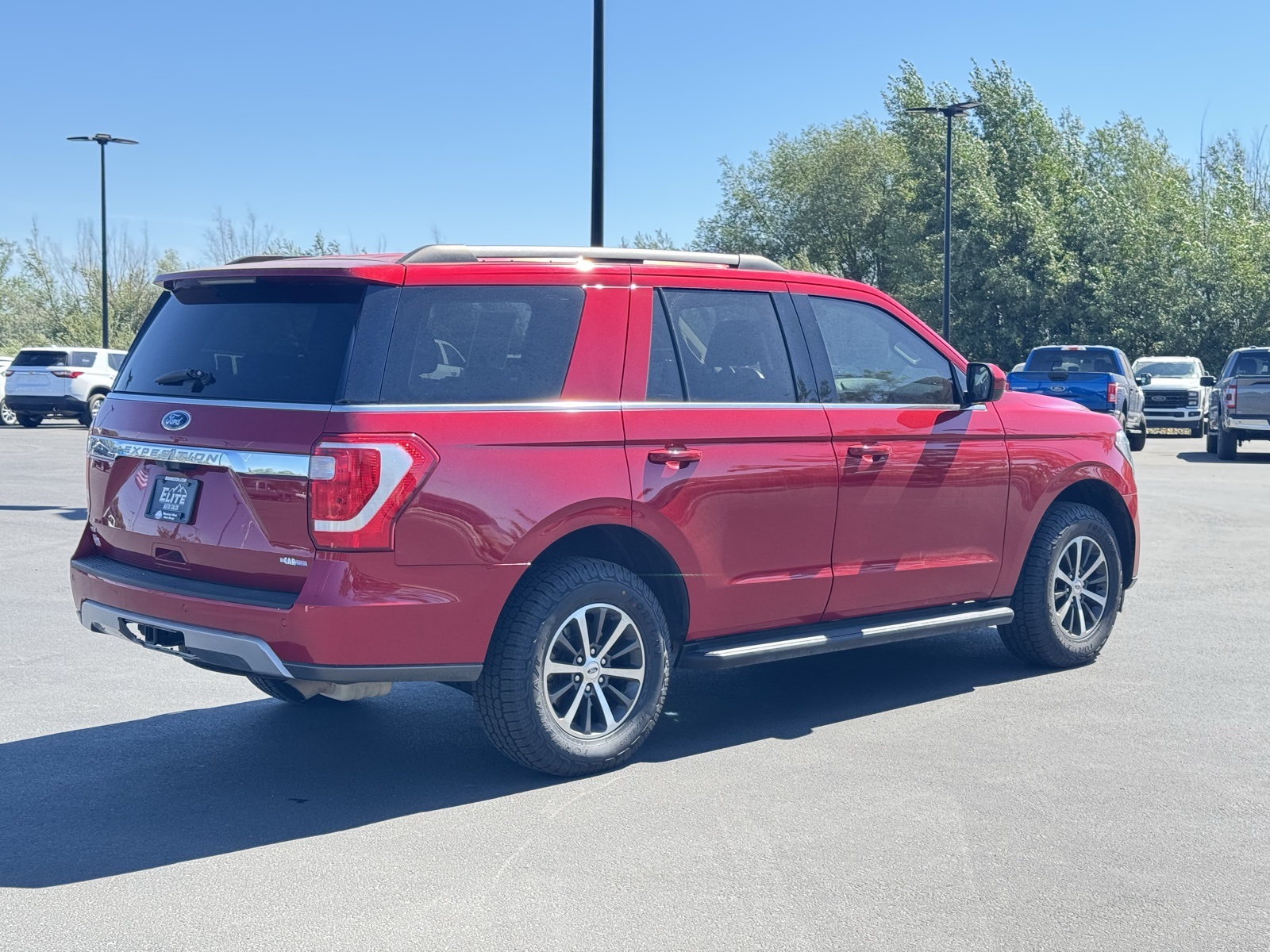 2021 Ford Expedition XLT photo 3