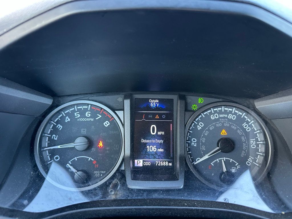2021 Toyota Tacoma TRD Off-Road photo 12