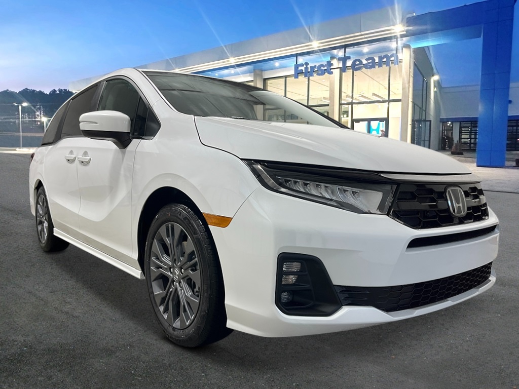 2026 Honda Odyssey Touring photo 6