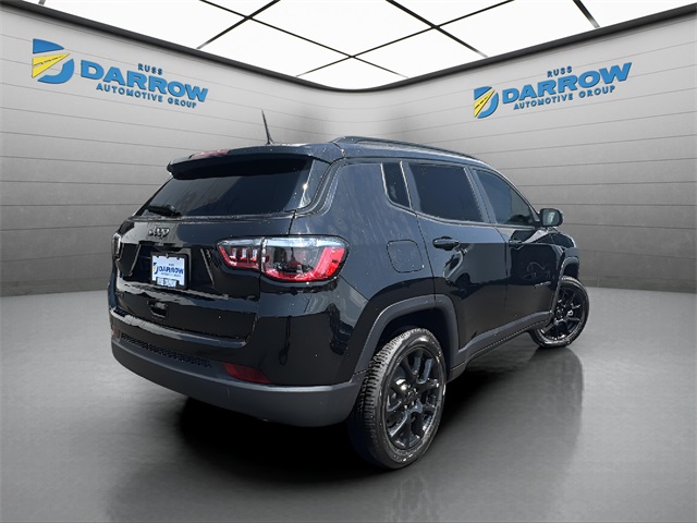 2025 Jeep Compass Latitude photo 2