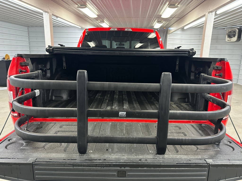 2019 Ford F-150 XLT photo 22
