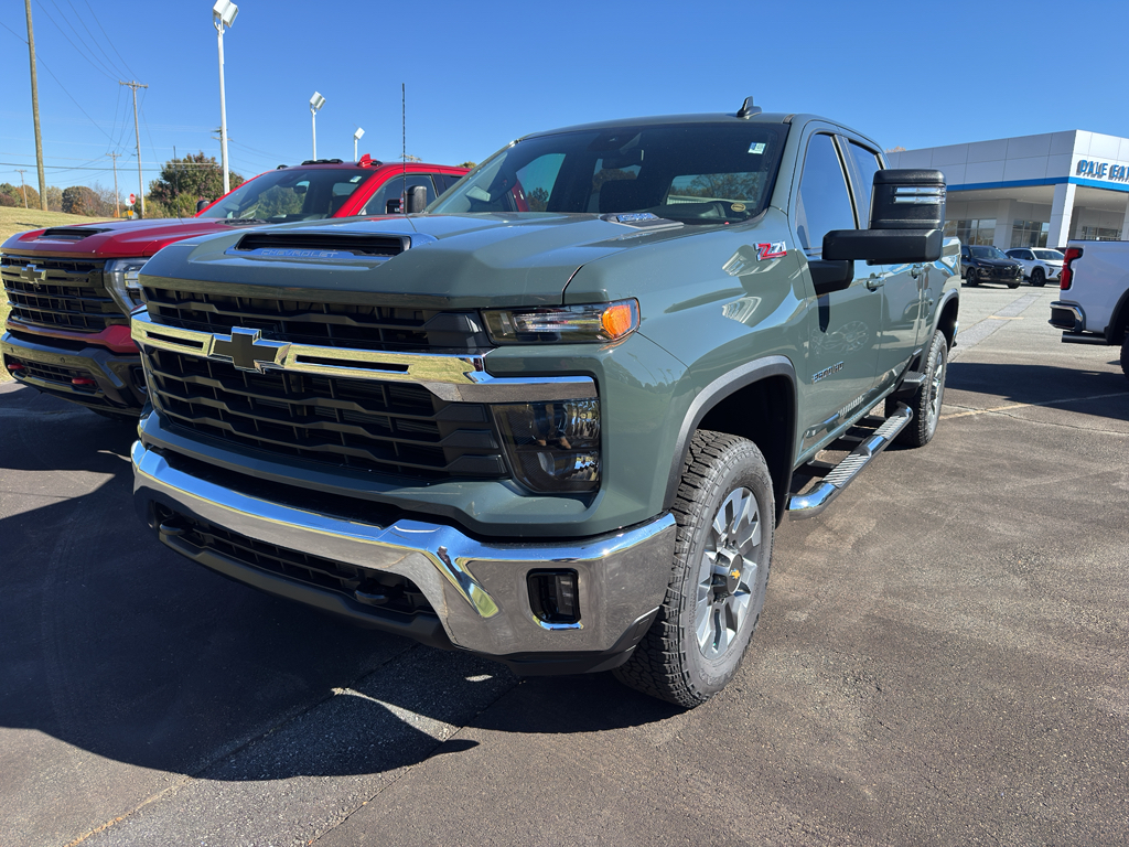 2026 Chevrolet Silverado 2500HD LT's photo