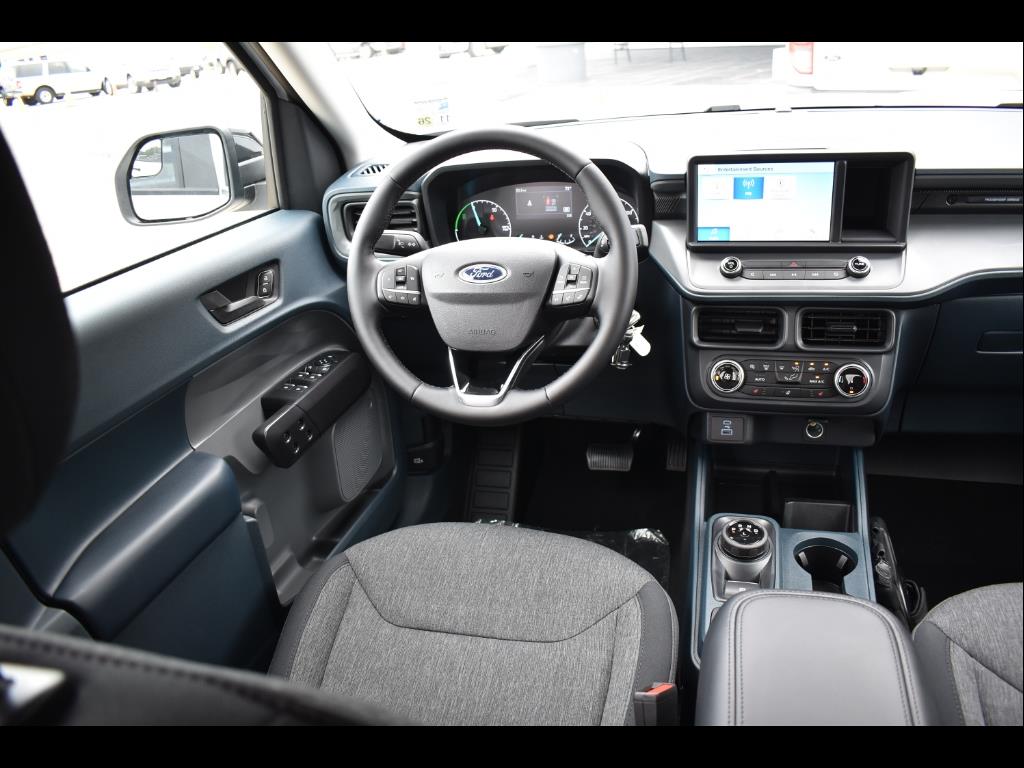 2024 Ford Maverick XLT photo 4