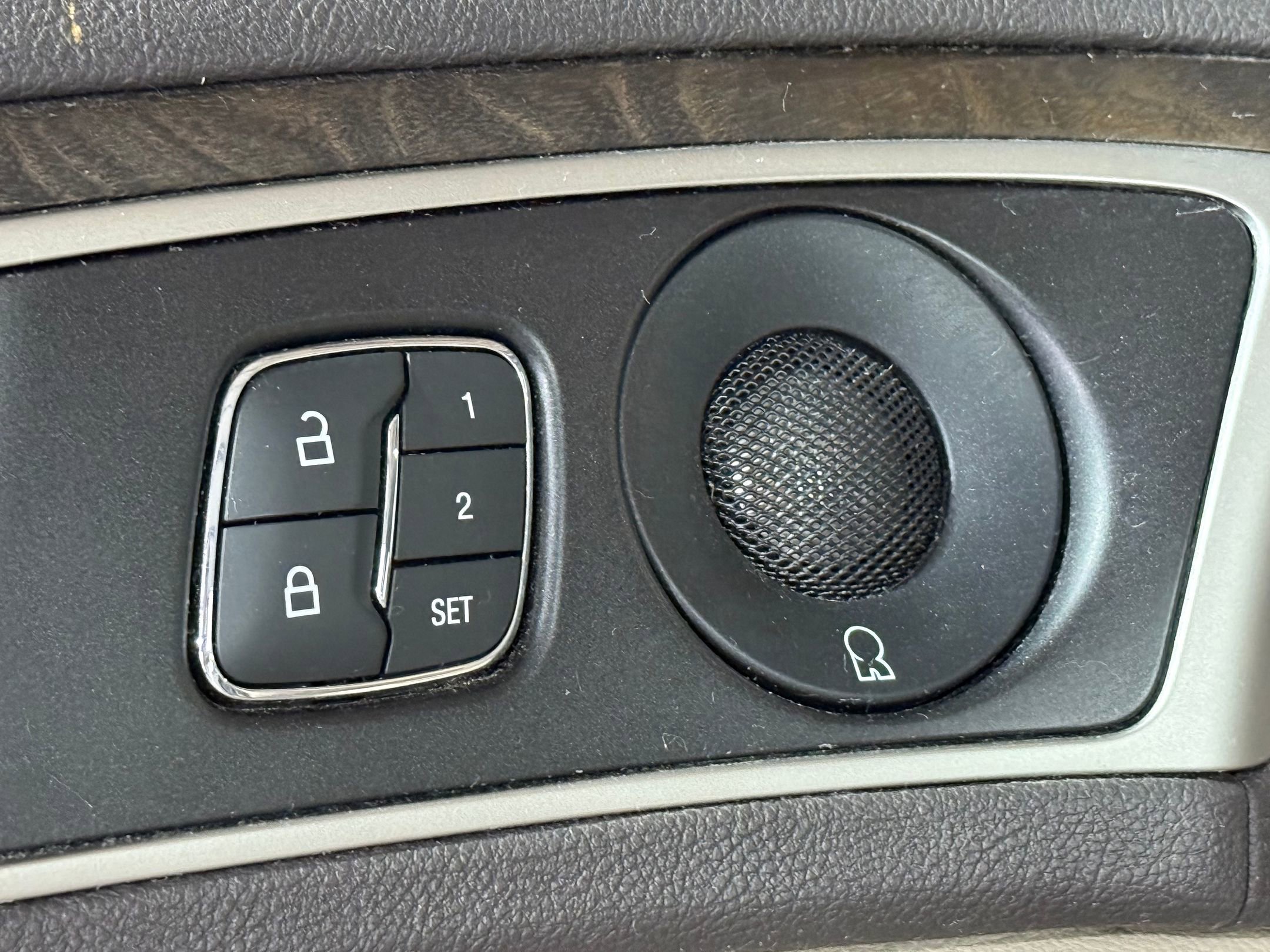 2020 Lincoln MKZ Hybrid Reserve photo 10