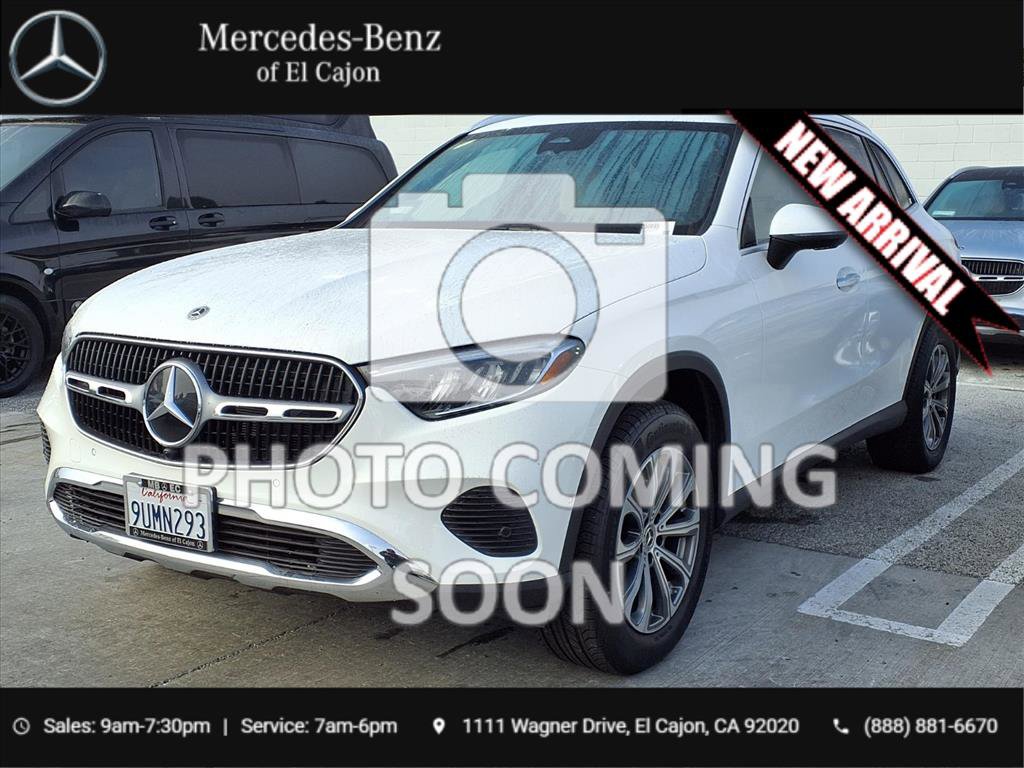 2025 Mercedes-Benz GLC Base's photo