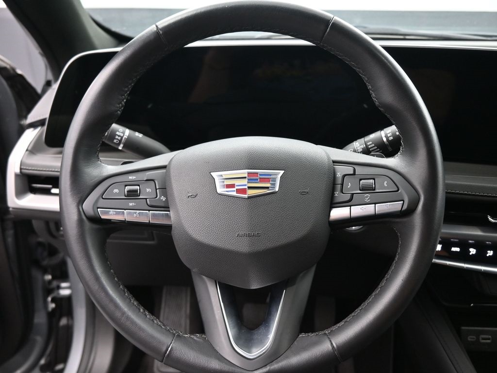 2024 Cadillac XT4 Premium Luxury photo 2