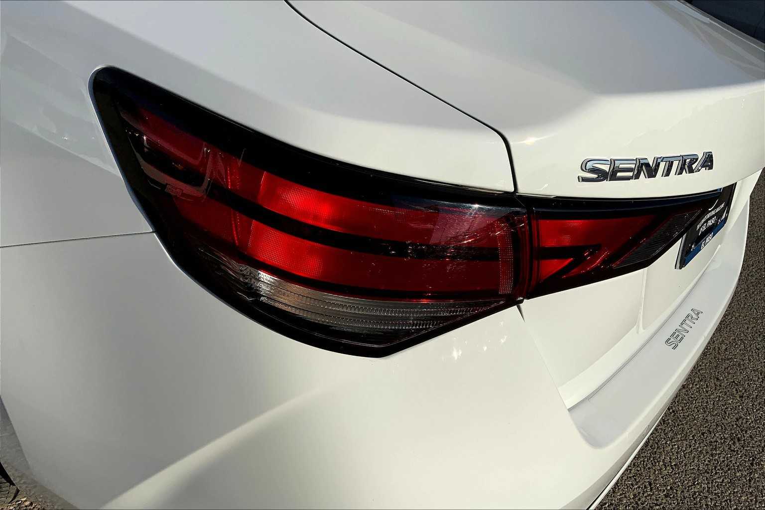 2023 Nissan Sentra S photo 25