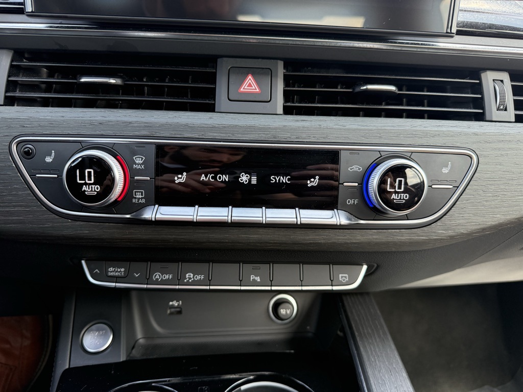 2024 Audi A4 45 S line Premium Plus Quattro photo 11