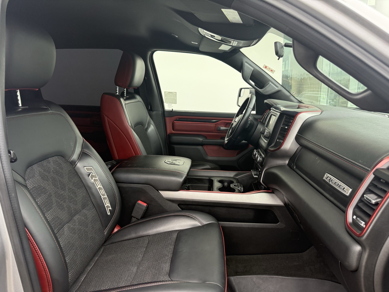 2019 Ram 1500 Rebel photo 9