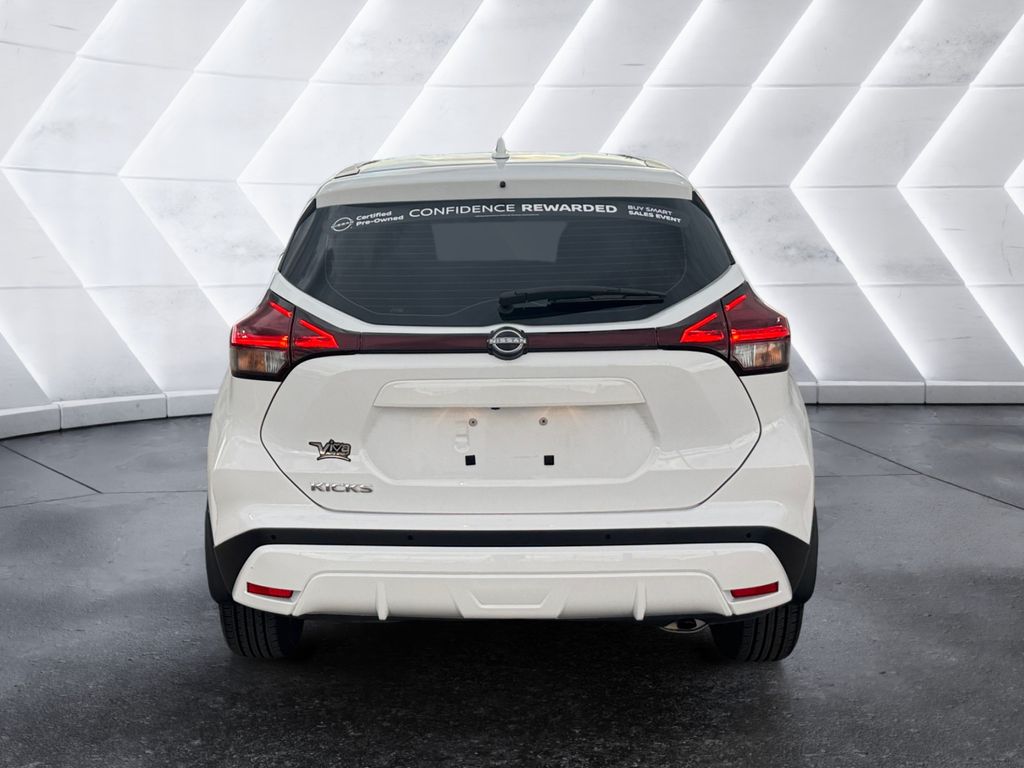 2023 Nissan Kicks S photo 4