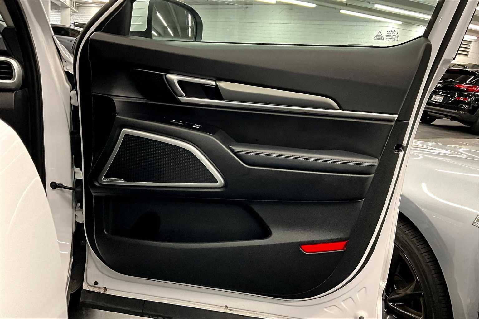 2021 Kia Telluride S photo 17