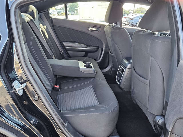 2023 Dodge Charger SXT photo 13