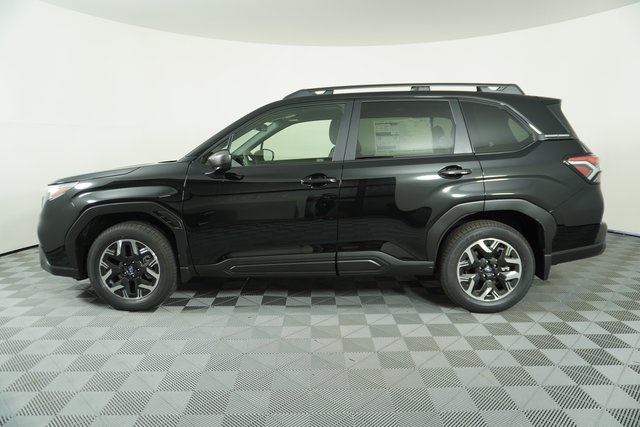 2025 Subaru Forester Premium Base photo 3