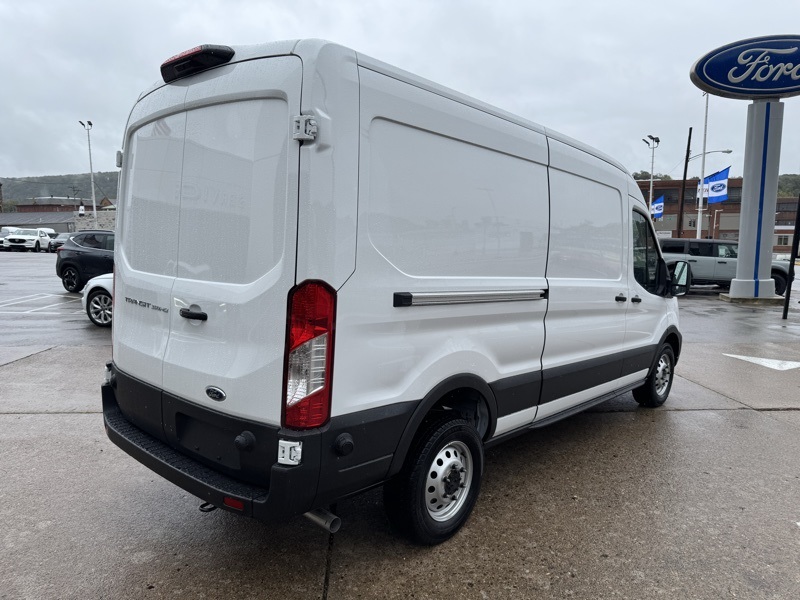 2024 Ford Transit photo 4