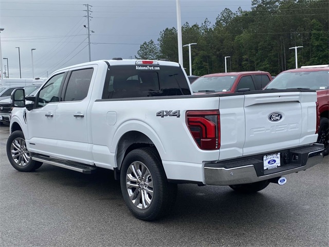 2025 Ford F-150 Lariat photo 3