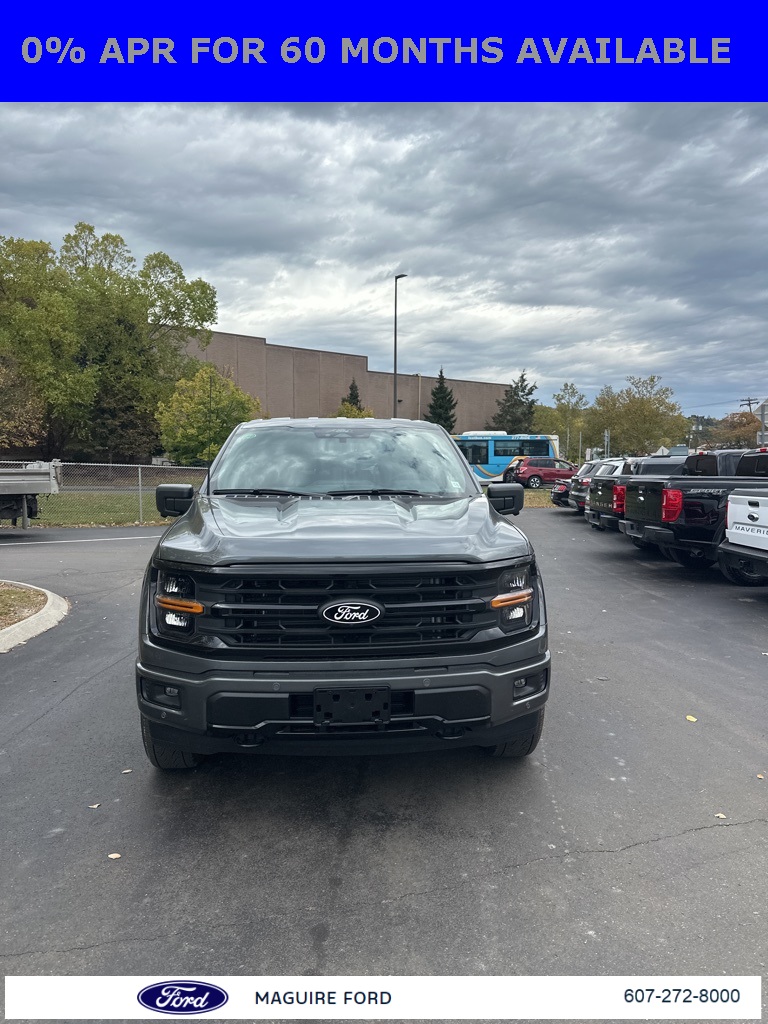 2025 Ford F-150 XLT photo 2